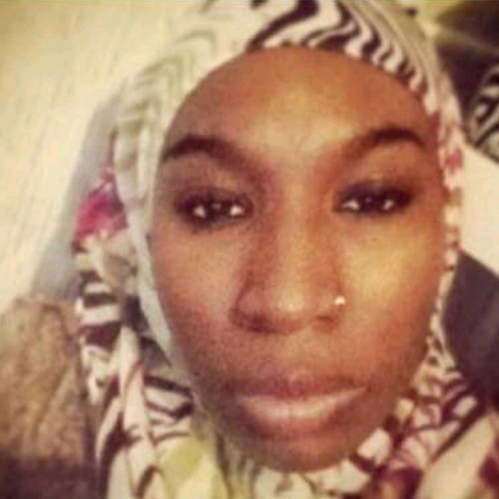 Meet your Posher, Zakiya